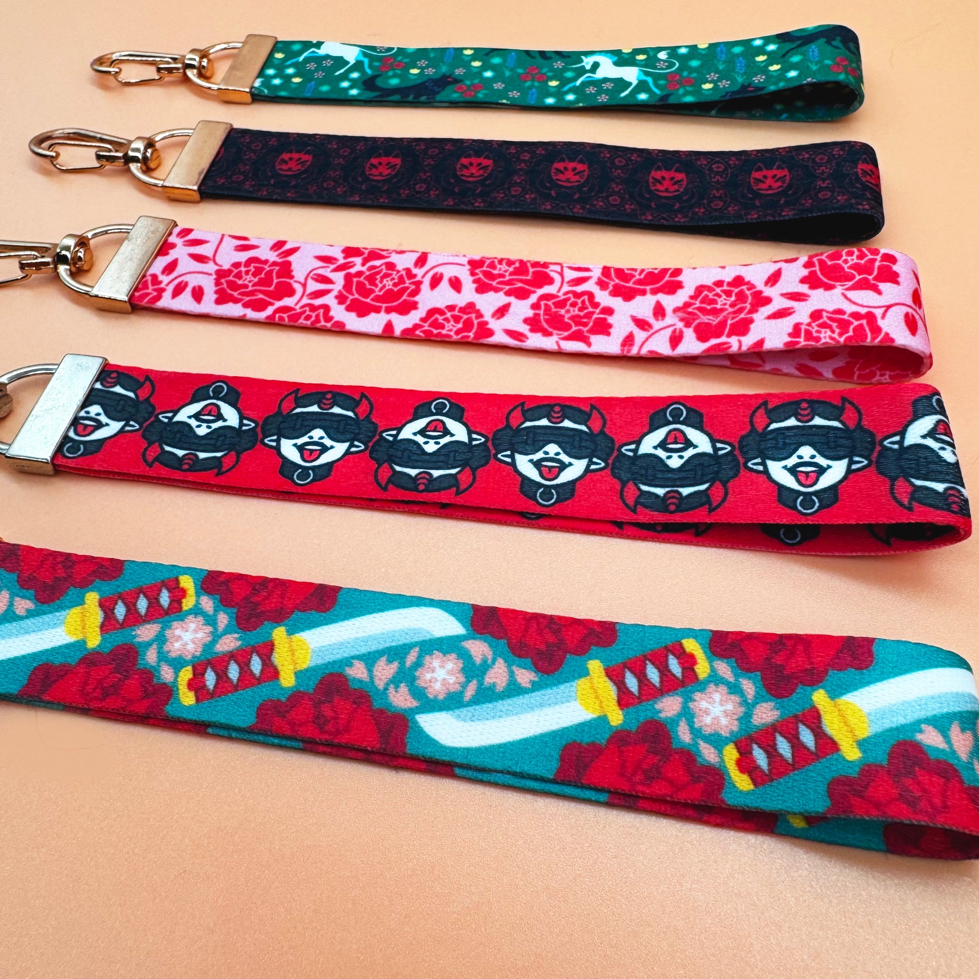 Mix and Match: Wallet + Keychain + Wristlet