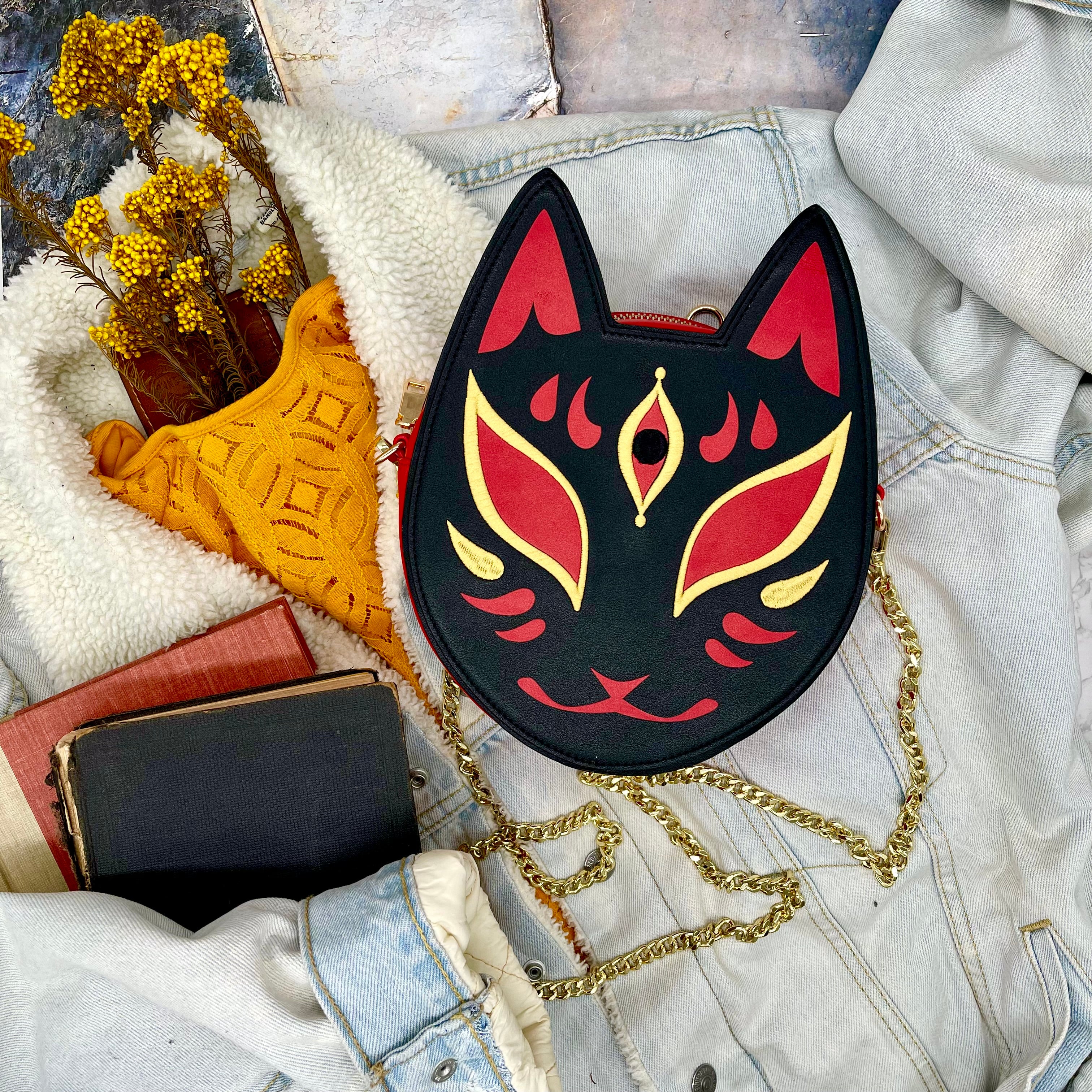 Kitsune Convertible Bag : Black