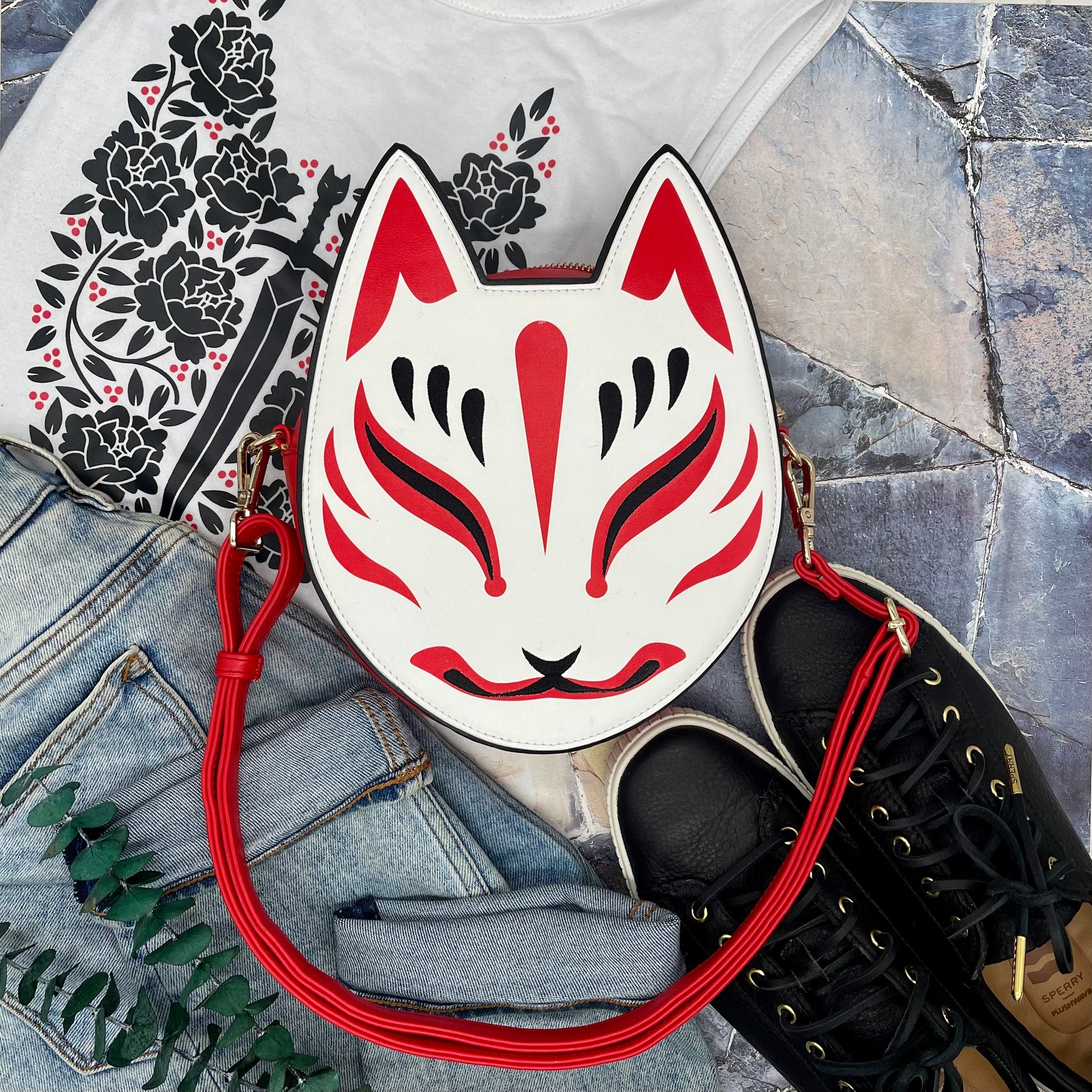 Kitsune Convertible Bag : White